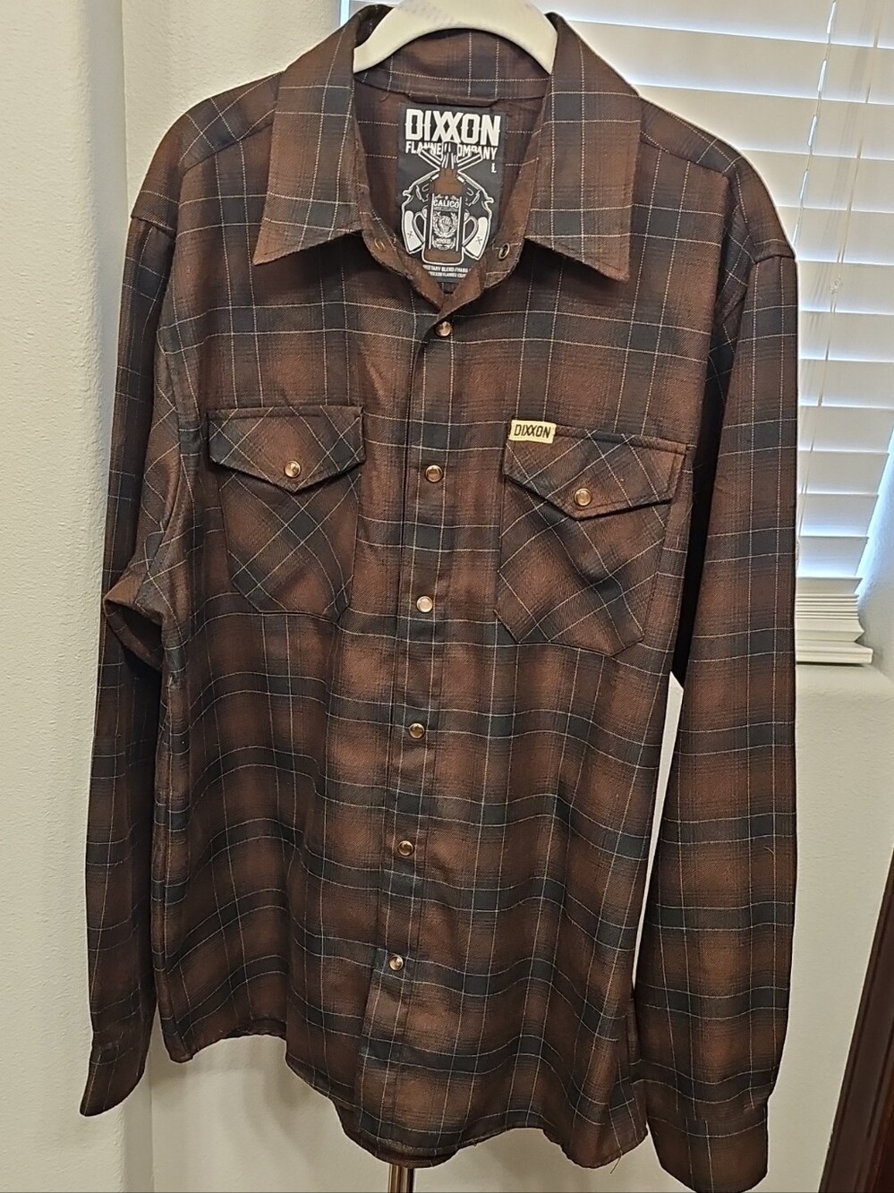 Dixxon Flannel Co Calico Men’s Large Brown Plaid Snap Shirt